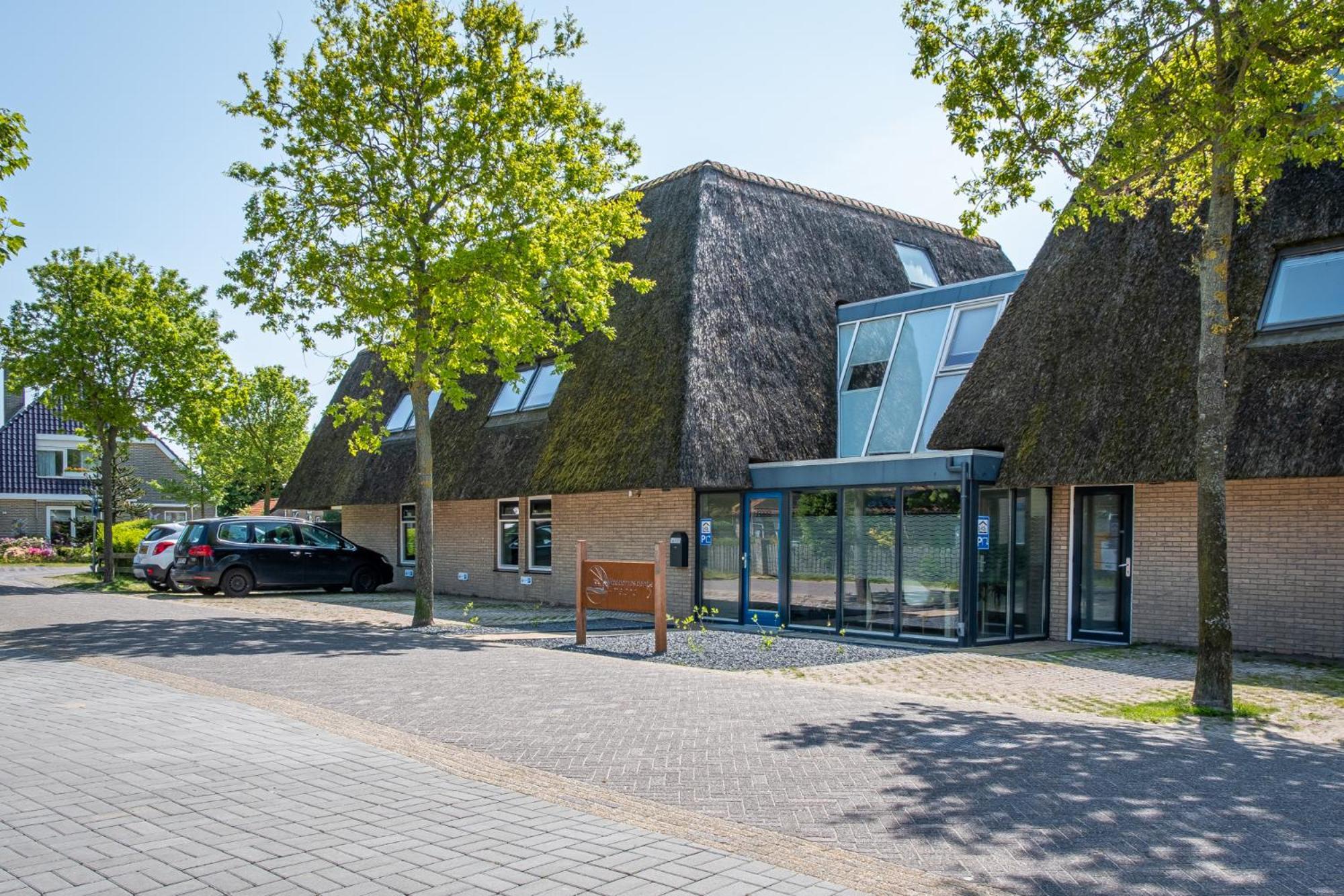 Appartement Zilt, een ruim 4-persoons appartement Buren  Buitenkant foto