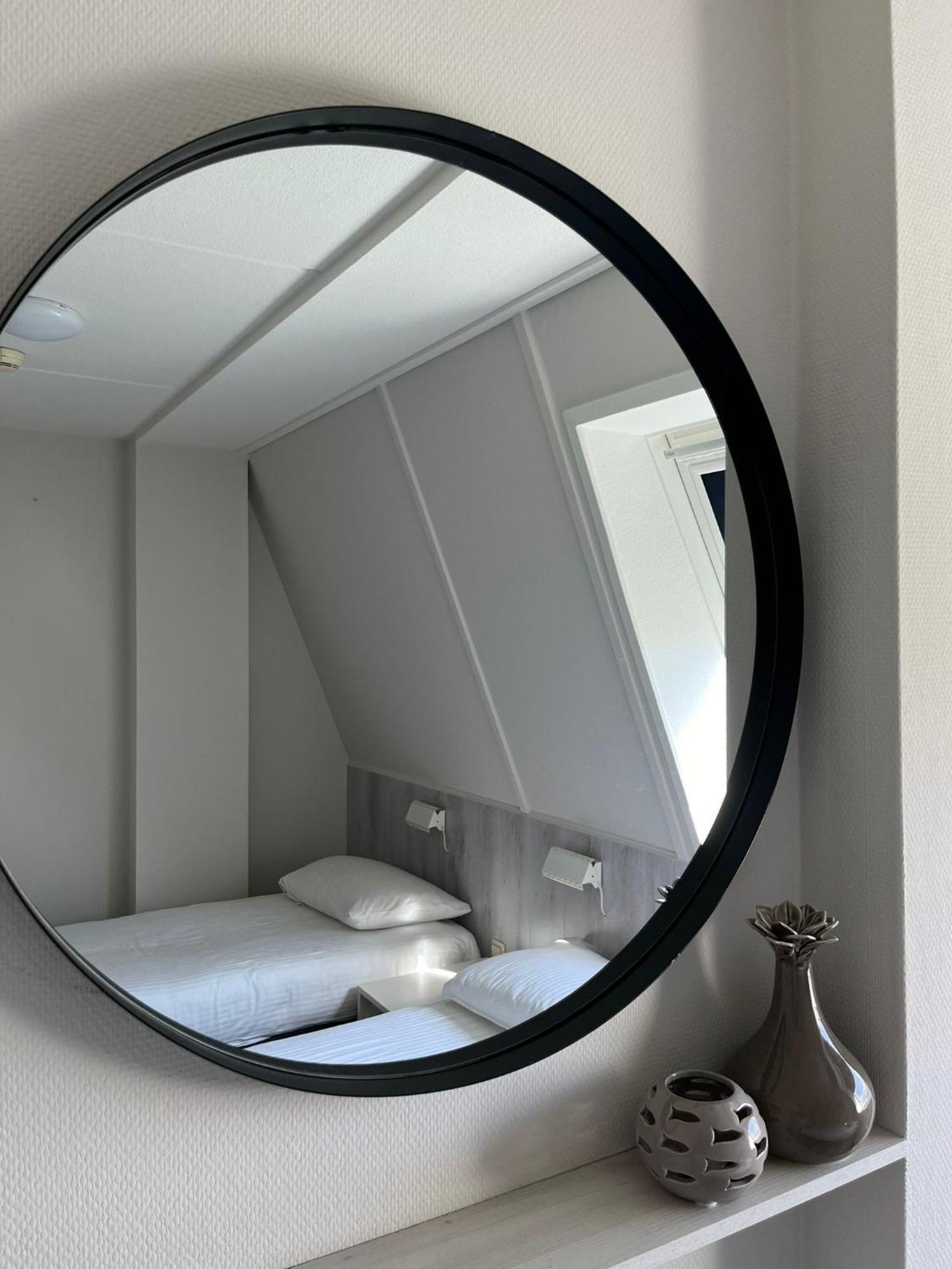 Appartement Zilt, een ruim 4-persoons appartement Buren  Buitenkant foto
